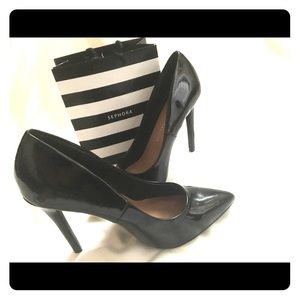 Atmosphere Black Pumps heels 👠 👠